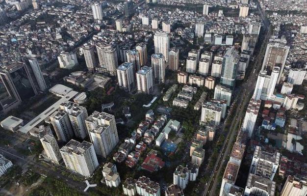Mưa lớn khiến bảo hiểm xe hơi thiệt hại nhiều tỷ đồng