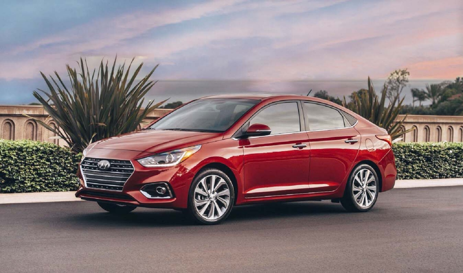 Hyundai đang bán những mẫu xe nào tại thị trường Việt Nam? Giá xe Hyundai tại Việt Nam