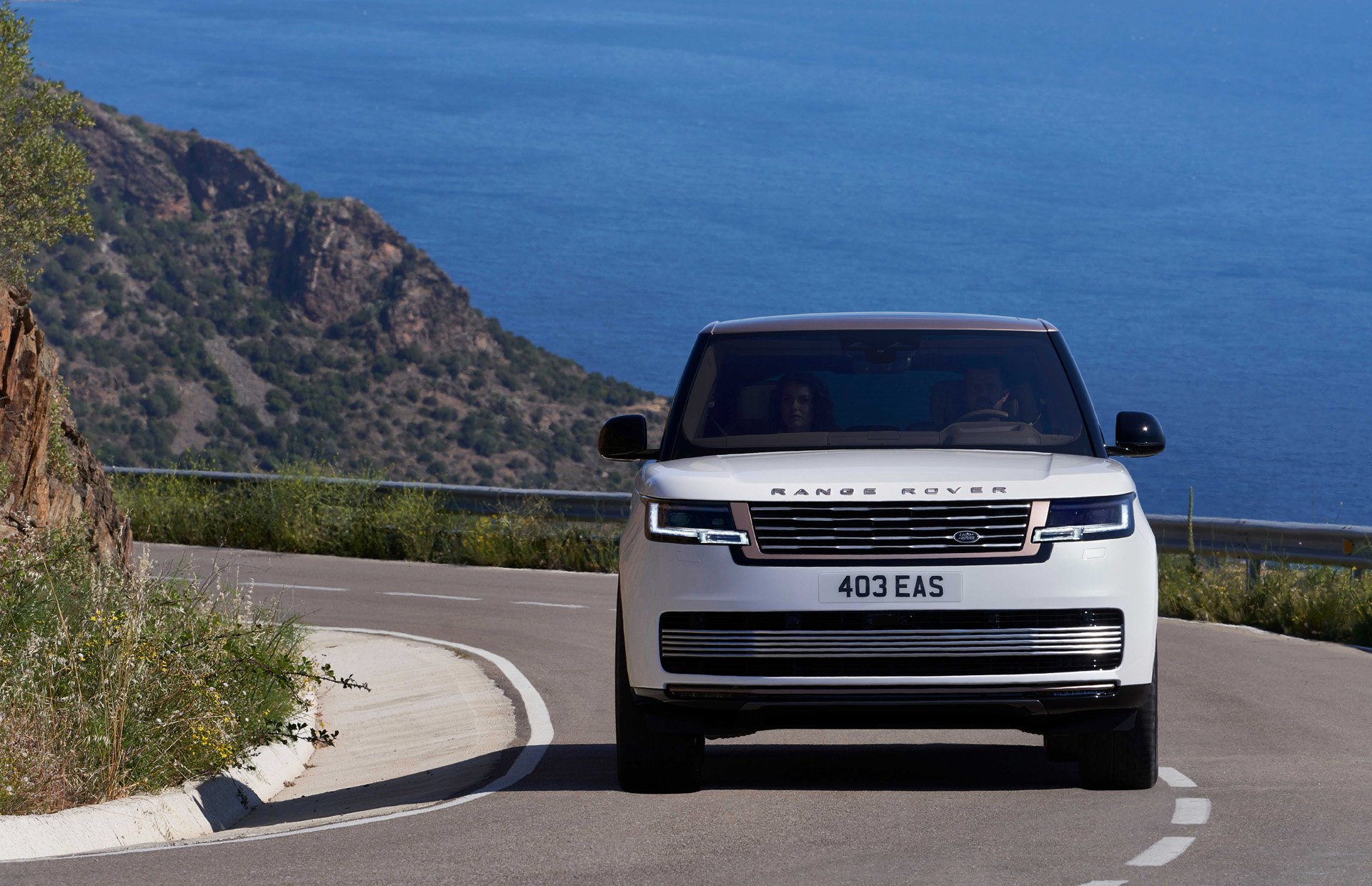 Range Rover 2022 cập bến thị trường Việt Nam, nhiều tuỳ chọn cá nhân hoá cho khách hàng