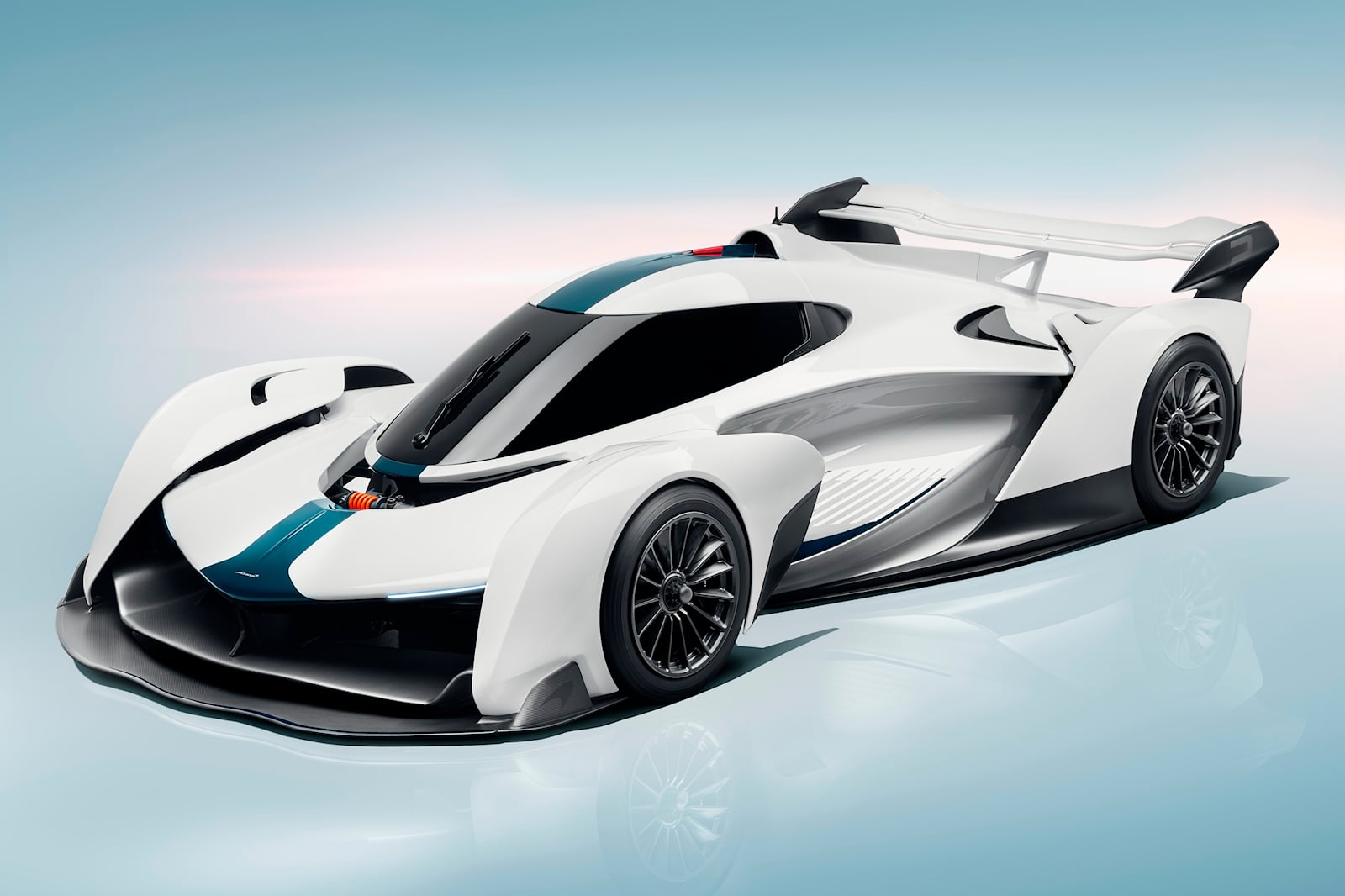 McLaren Solus GT: Siêu xe 1 chỗ ngồi với công suất 817 mã lực