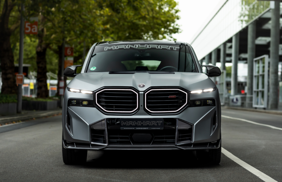 BMW XM trở nên "khủng khiếp hơn" bởi hãng độ Manhart