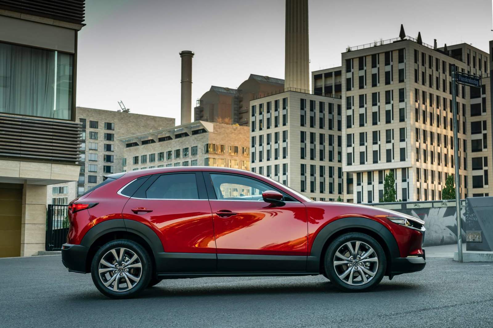 Mazda điều chỉnh giá bán một loạt mẫu xe, nhiều mẫu giá “cực tốt”