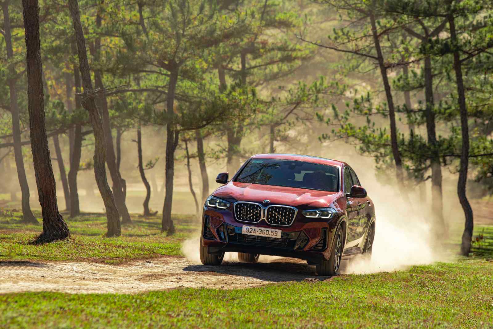 BMW – Một vòng Việt Nam chặng 7: Lên “xứ sở ngàn hoa”