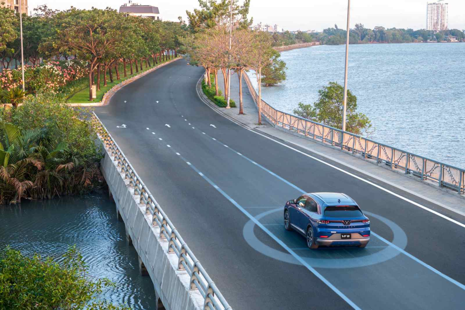 VinFast “bắt tay” với hãng nước ngoài phát triển công nghệ tự lái