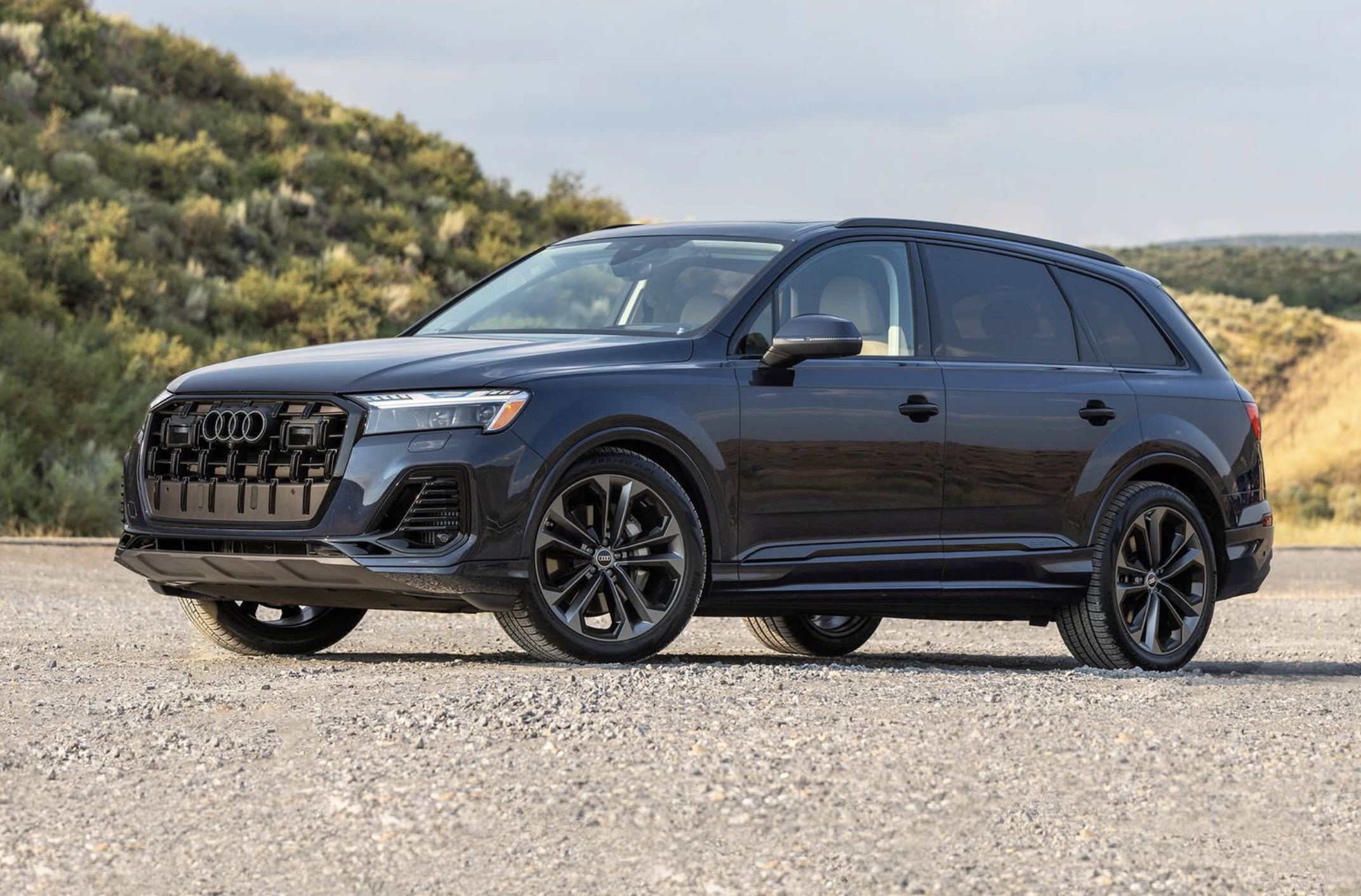 Audi Việt Nam triển khai ưu đãi "GO 2 Q", giảm giá tới 200 triệu đồng cho dải SUV Q Series