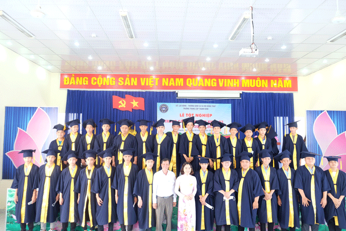 Lễ trao bằng tốt nghiệp