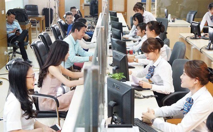 Đối tượng báo cáo là các ngân hàng và tổ chức tín dụng phải xác định chủ sở hữu hưởng lợi cuối cùng của khách hàng 