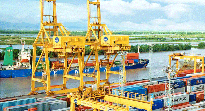 Và tạo đột phá trong ngành kinh tế mũi nhọn, có lợi thế như dịch vụ Logistics, ngân hàng...
