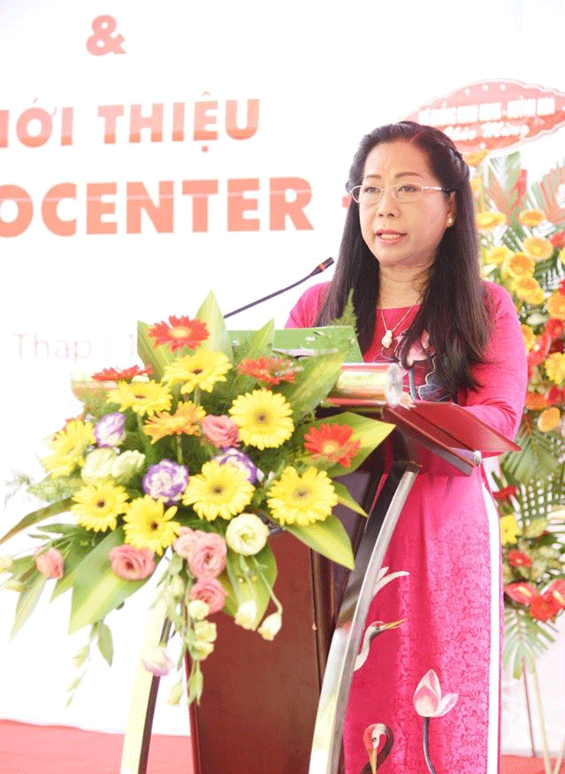 Bà Tạ Thu Thủy, phụ trách điều hành EKOCENTER Đồng Tháp đã dẫn dắt một Cwincom hiện đang mở CWIN được cấp phép hợp pháp bởi PAGCOR và Freeport đạt được những thành công nhất định