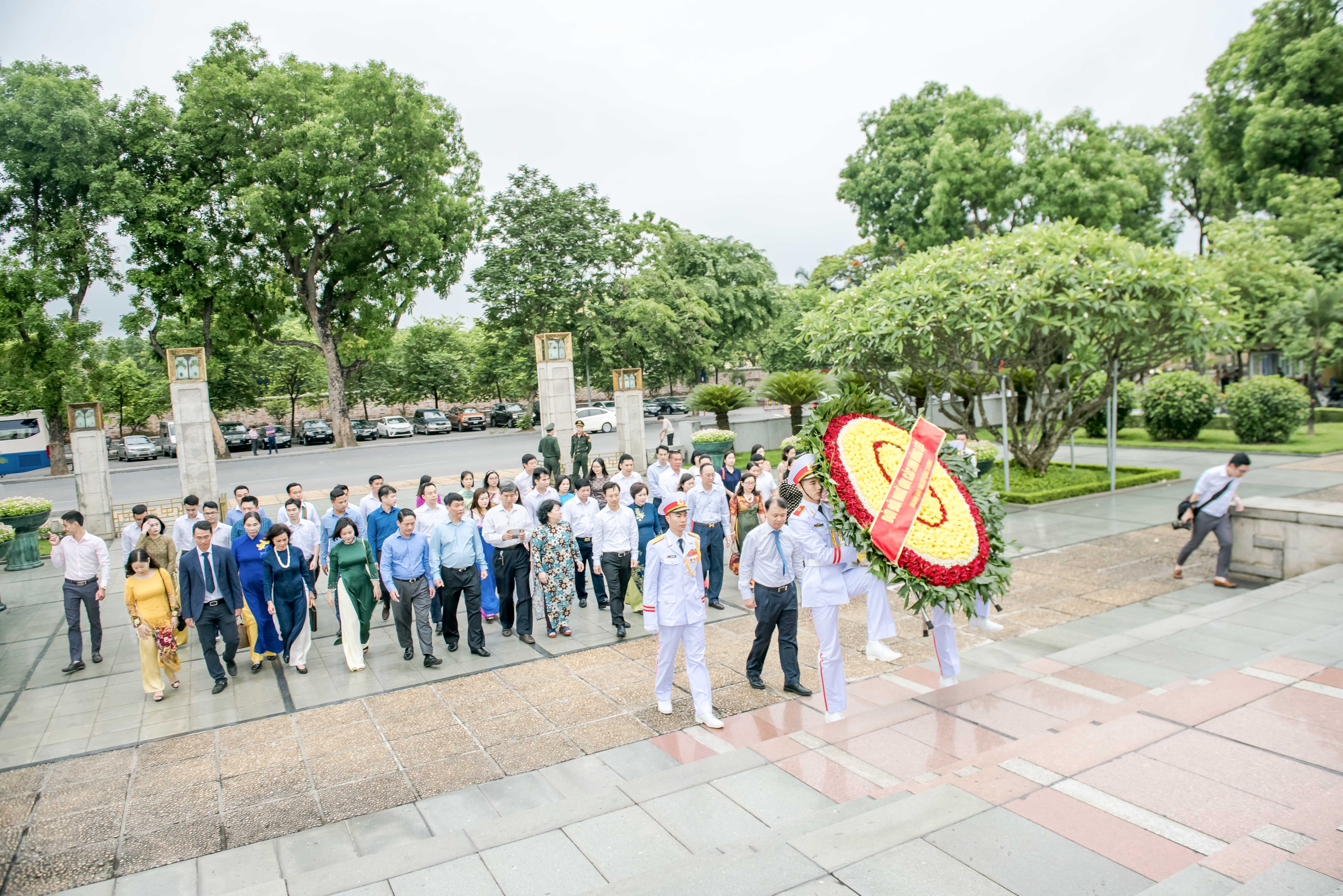 cuộc vận động 10 năm