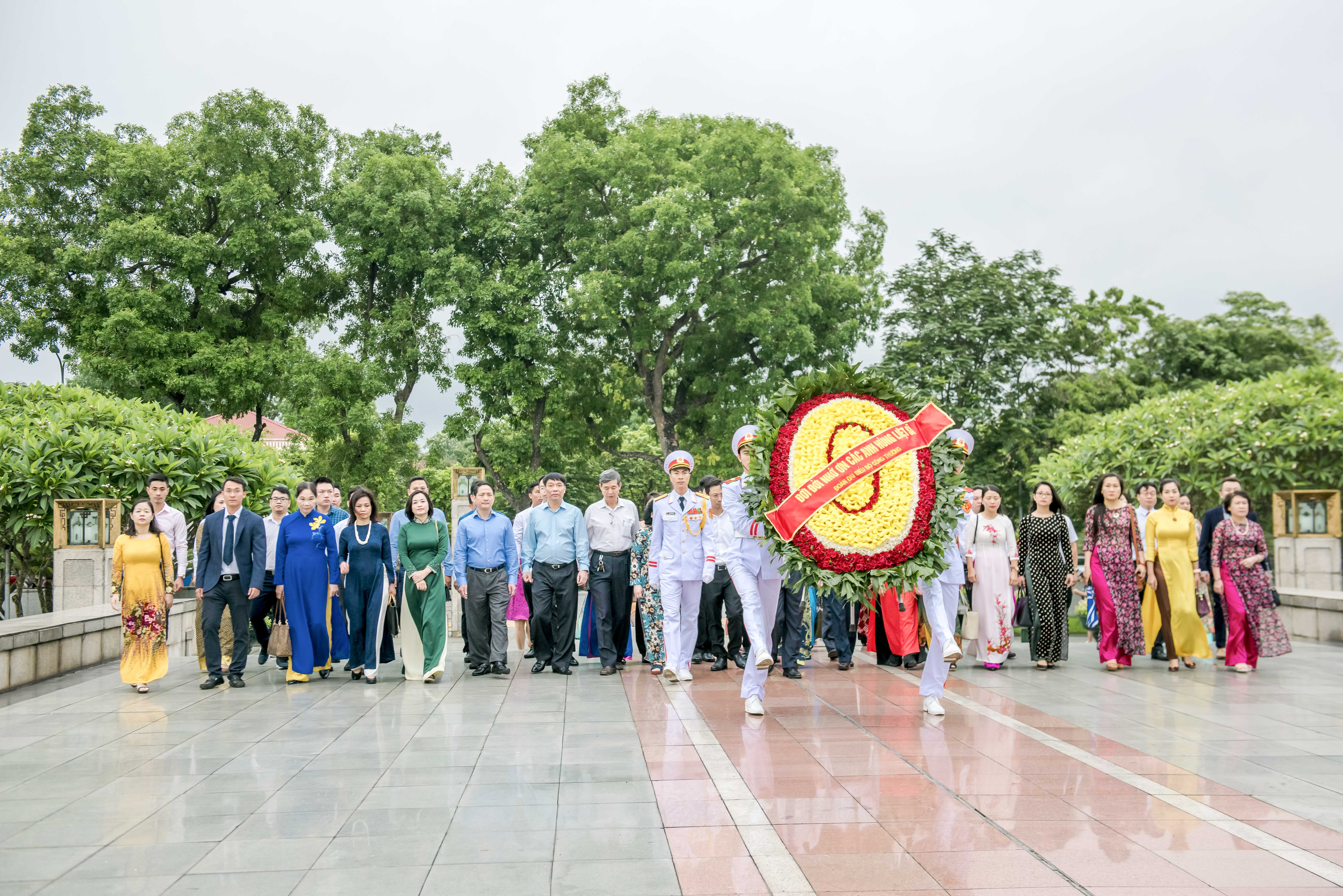 cuộc vận động 10 năm