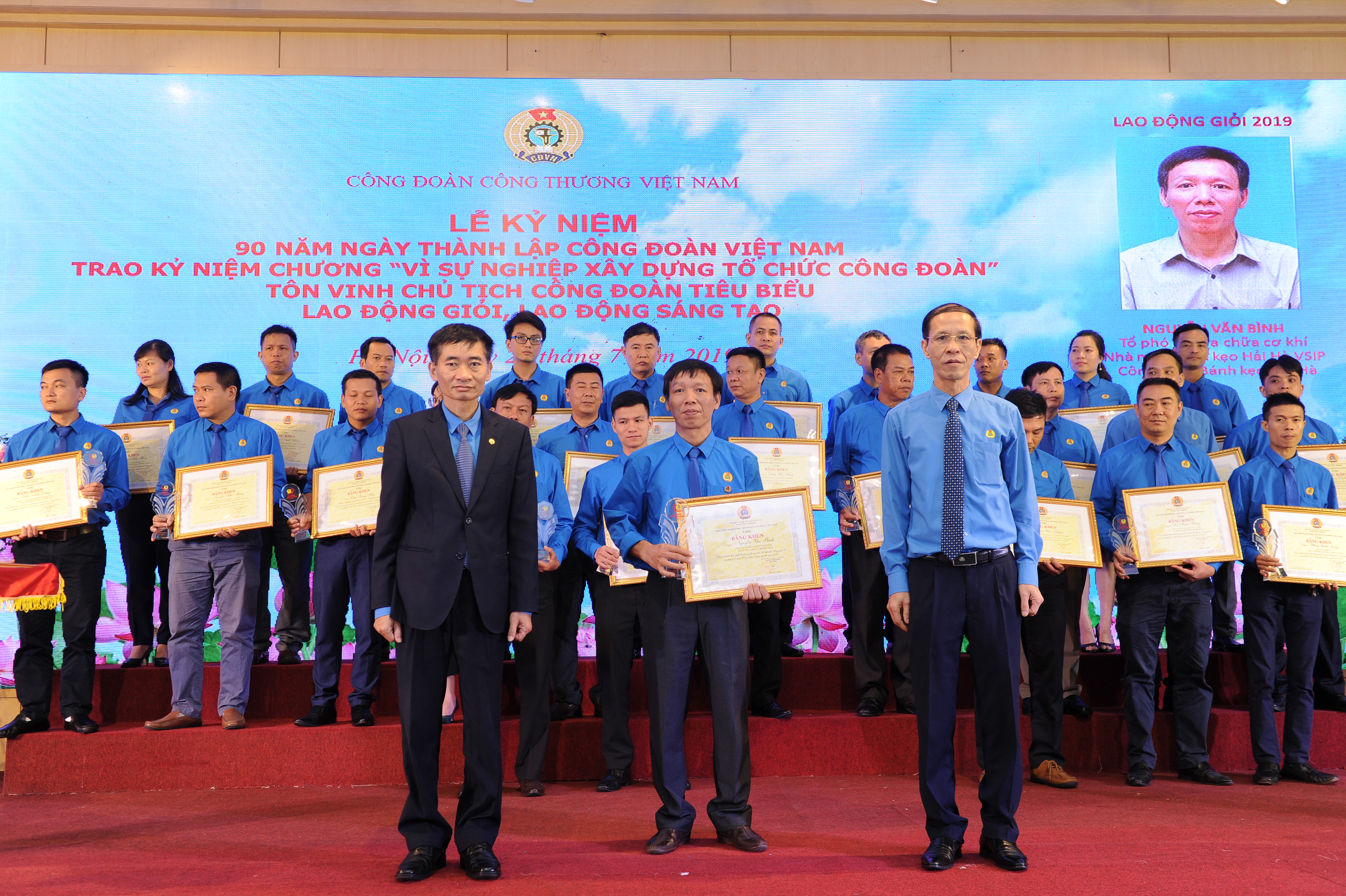 90 năm công đoàn việt nam