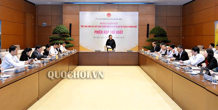Phó chủ tịch Quốc Hội Tòng Thị Phóng chủ trì cuộc họp
