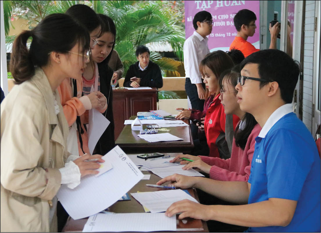Đánh giá mức độ hài lòng của sinh viên đối với chất lượng dịch vụ đào tạo tại khu Hòa An, trường Đại học Cần Thơ