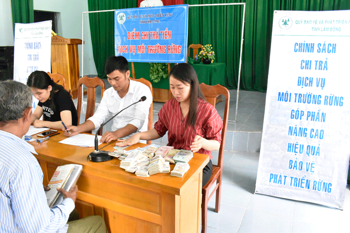 Chi trả dịch vụ môi trường rừng tại Lâm Đồng