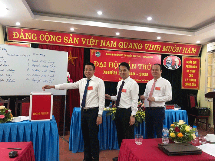 bầu cử tại đại hội