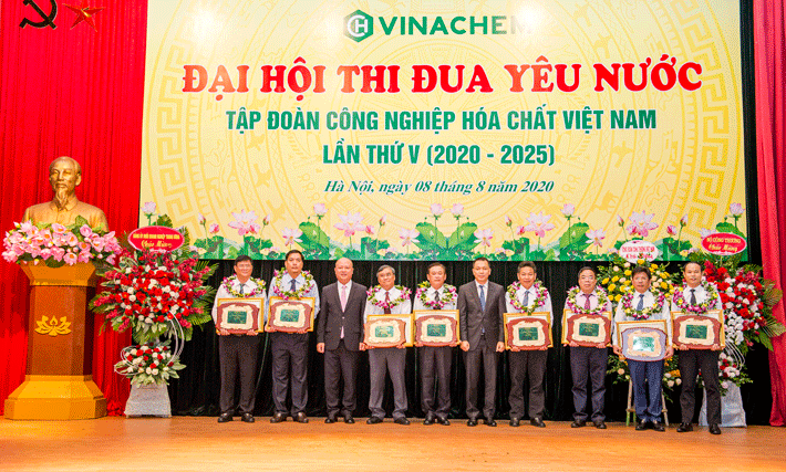 Đại diện 20 nhà quản lý xuất sắc được vinh danh tại Đại hội