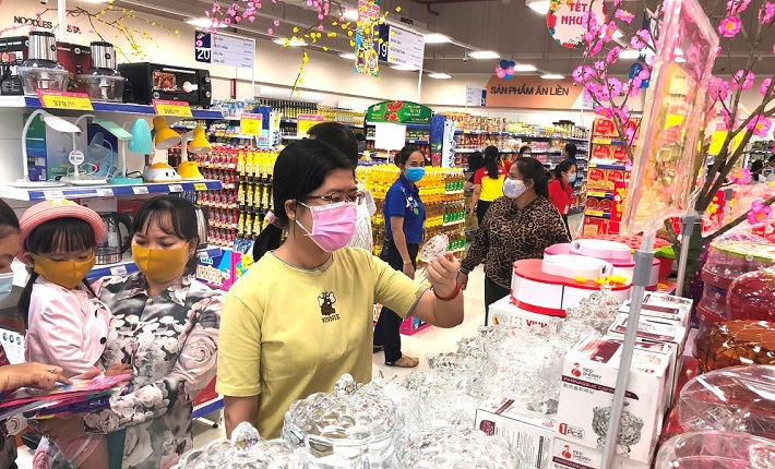 Hệ thống siêu thị Saigon Co.op khuyến mại khủng, thu hút hơn 2 triệu lượt khách ngày đầu năm