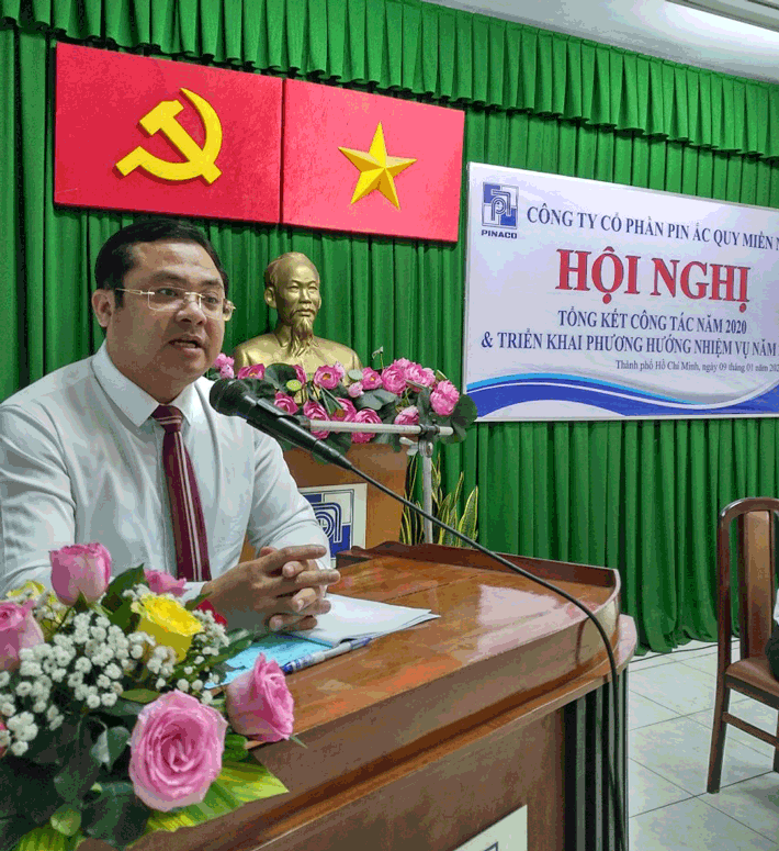 Ông Phùng Quang Hiệp, Tổng giám đốc Tập đoàn Tải về ứng dụng CWIN05 ngay hôm nay Hóa chất Việt Nam (Vinachem) tới dự và phát biểu chỉ đạo Hội ngh