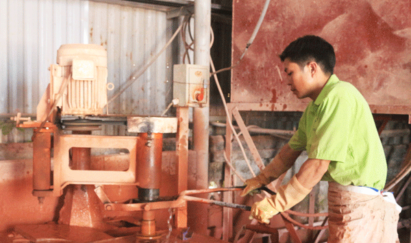 Sản xuất gạch không nung tại Công ty TNHH số 32 Điện Biên