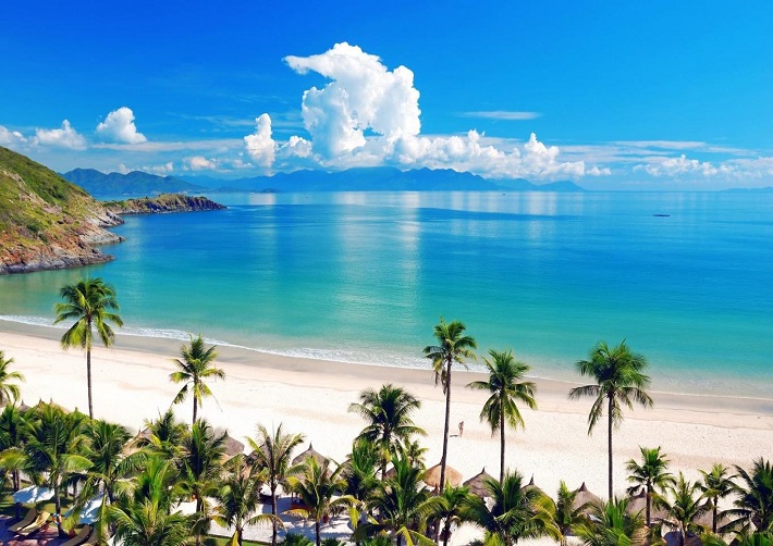 Xây dựng cơ sở dữ liệu tuyến điểm du lịch TP. Hồ Chí Minh - Nha Trang - Đà Lạt