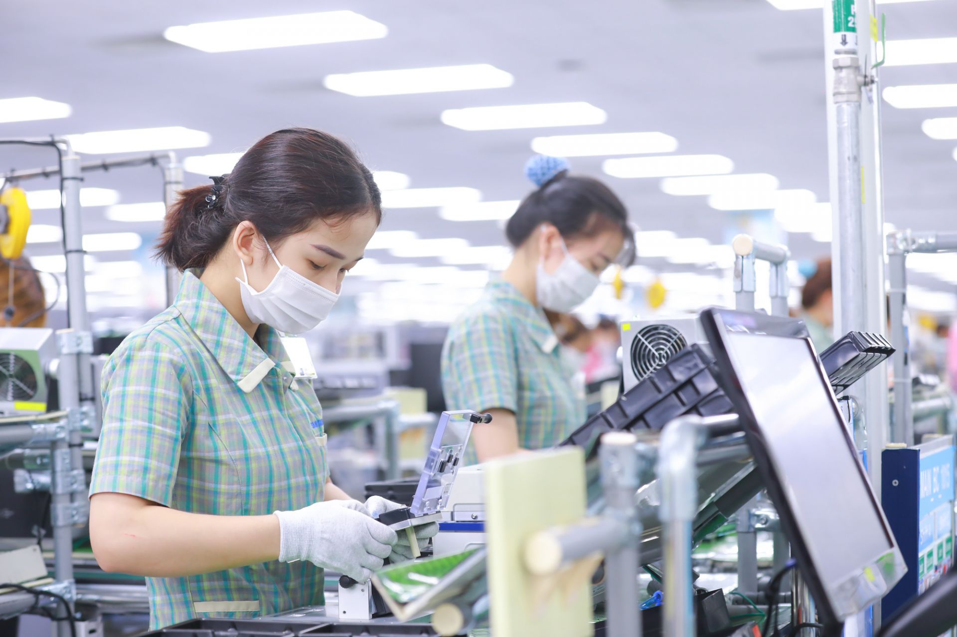 Tháng đầu năm Cwin Đăng Ký + 1888k gần 28 tỷ USD