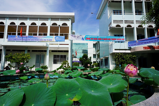 Đánh giá sự hài lòng của khách hàng về dịch vụ công tại Sở Tài nguyên và Môi trường tỉnh Trà Vinh