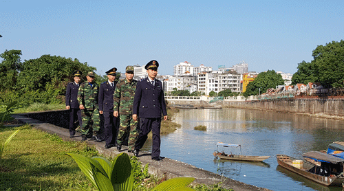 hải quan