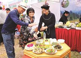 Ẩm thực du lịch gắn với trải nghiệm văn hóa
