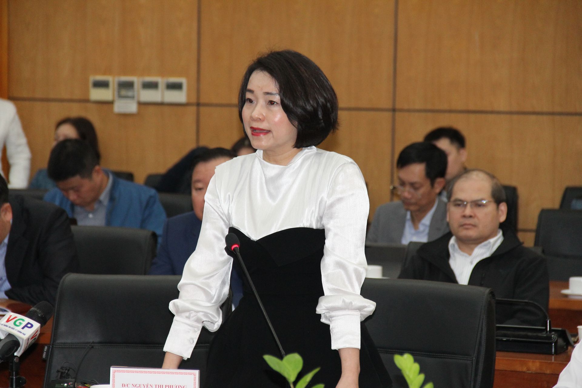 bình ổn thị trường