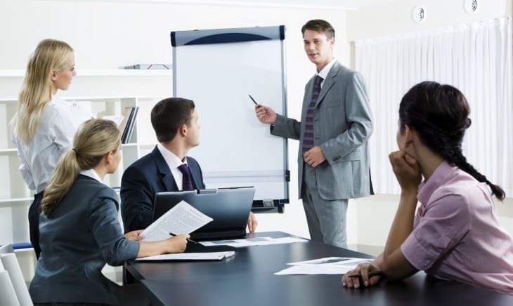Phát triển nguồn nhân lực ở Thành phố Hồ Chí Minh và thành phố Hà Nội: Bài học kinh nghiệm cho tỉnh Bình Dương