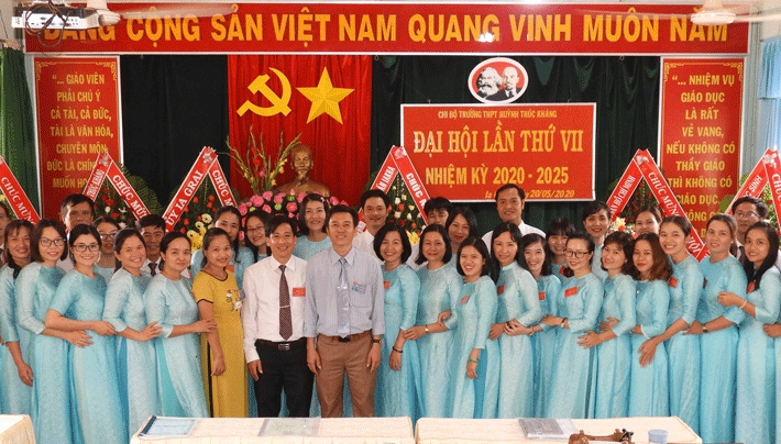 Đại hội Chi bộ Đảng nhà trường