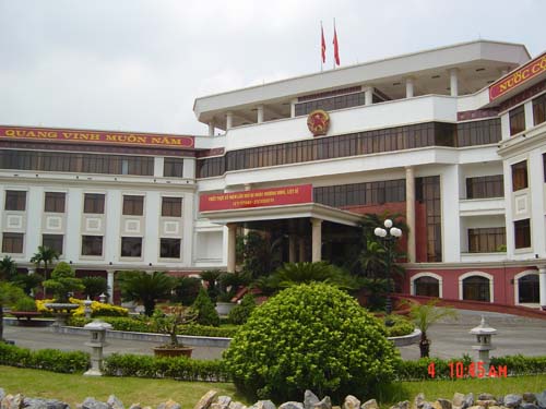 Đẩy mạnh cải cách hành chính, nâng cao chất lượng phục vụ nhân dân và Cwincom hiện đang mở của Ủy ban nhân dân quận Tây Hồ, Thành phố Hà Nội
