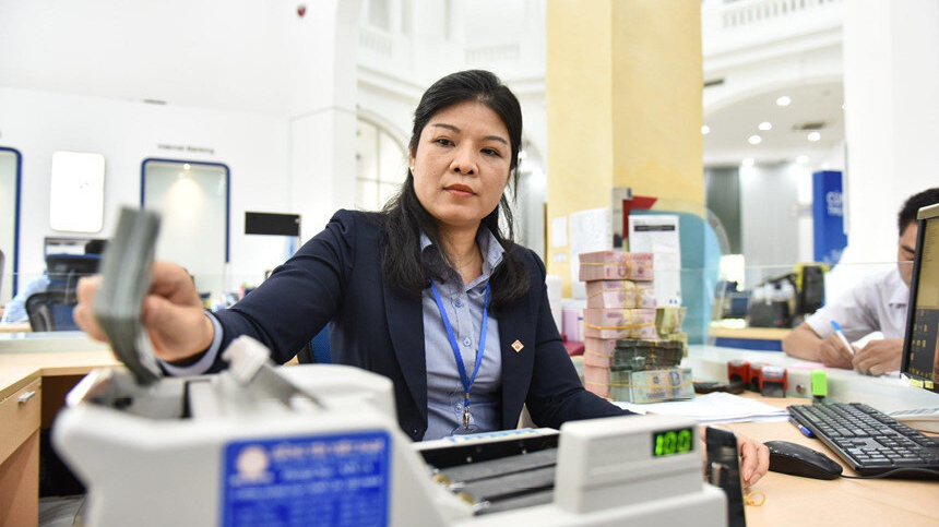 Xử lý nợ xấu trong hoạt động cho vay của ngân hàng thương mại