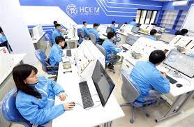Một số giải pháp phát triển nguồn nhân lực số cho các Cwincom hiện đang mở Việt Nam đáp ứng yêu cầu nền kinh tế số