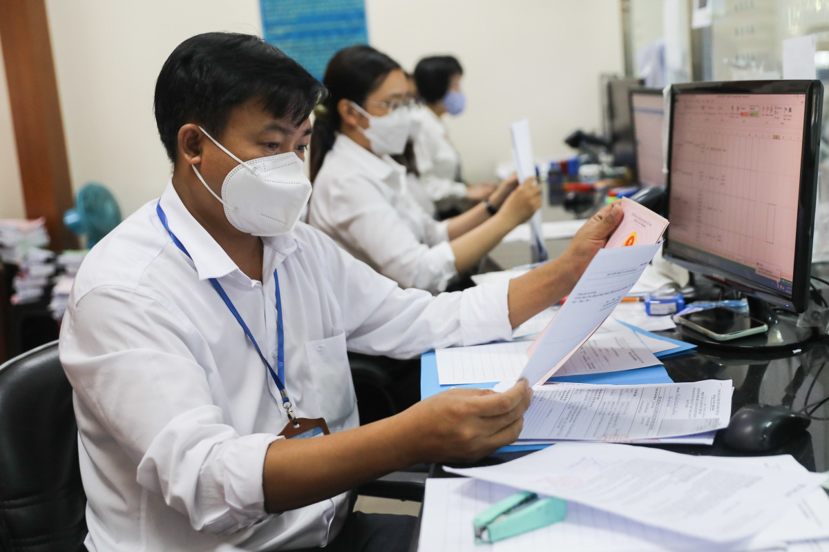 Các nhân tố ảnh hưởng đến tính hữu hiệu kiểm soát nội bộ các khoản chi thường xuyên ngân sách nhà nước của các cơ quan hành chính sự nghiệp trên địa bàn Hồ Chí Minh