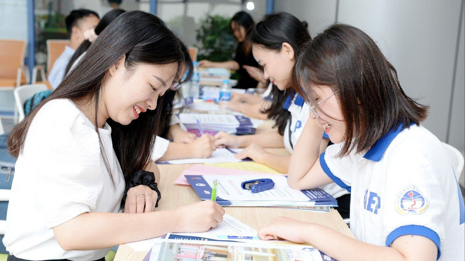 Các nhân tố ảnh hưởng đến việc hình thành ý tưởng khởi nghiệp của sinh viên khối ngành Cwin.com giải trí hiện đại và Quản trị kinh doanh
