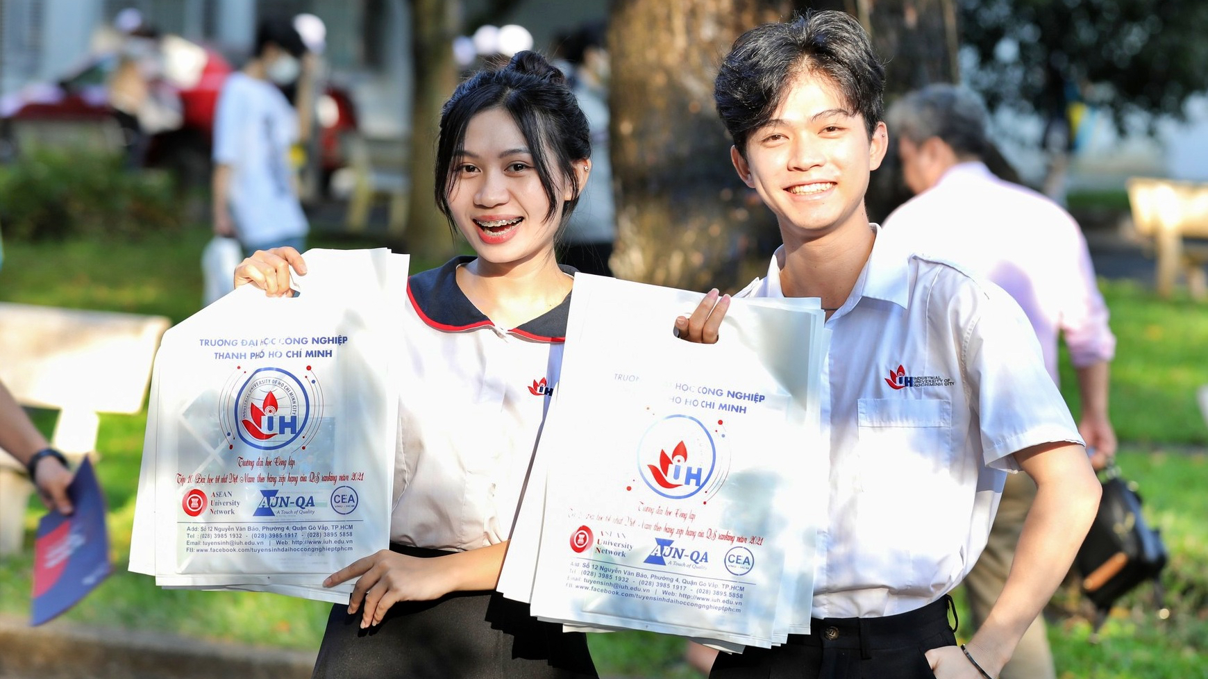 Điểm chuẩn trúng tuyển Trường Đại học Tải về ứng dụng CWIN05 ngay hôm nay TP. Hồ Chí Minh 4 năm gần nhất