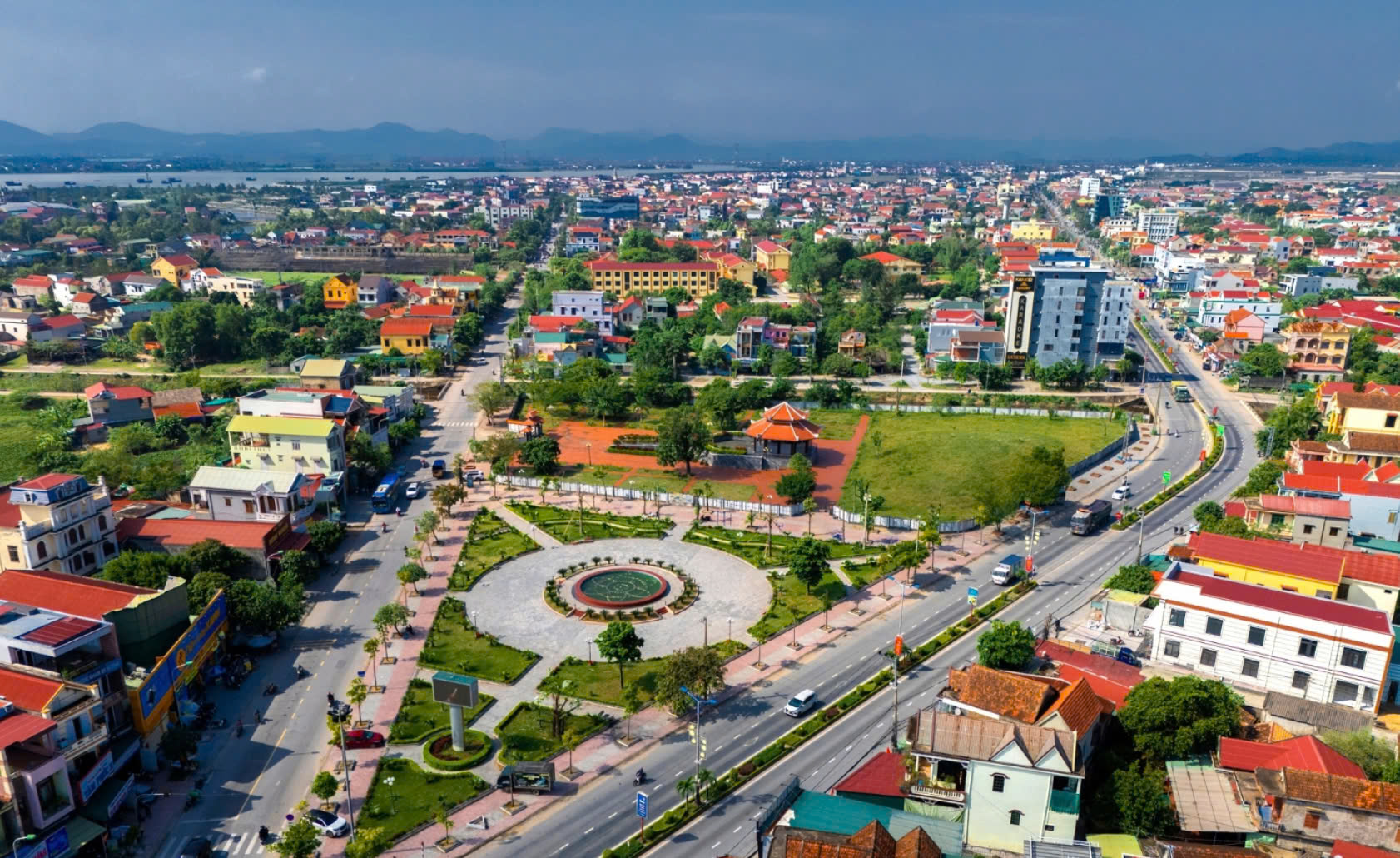 Công nhận thị xã Ba Đồn, tỉnh Quảng Bình hoàn thành nhiệm vụ xây dựng nông thôn mới
