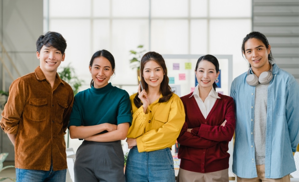 Gen Z Việt Nam: lực lượng tiên phong thúc đẩy cách mạng thương mại điện tử và kinh tế số