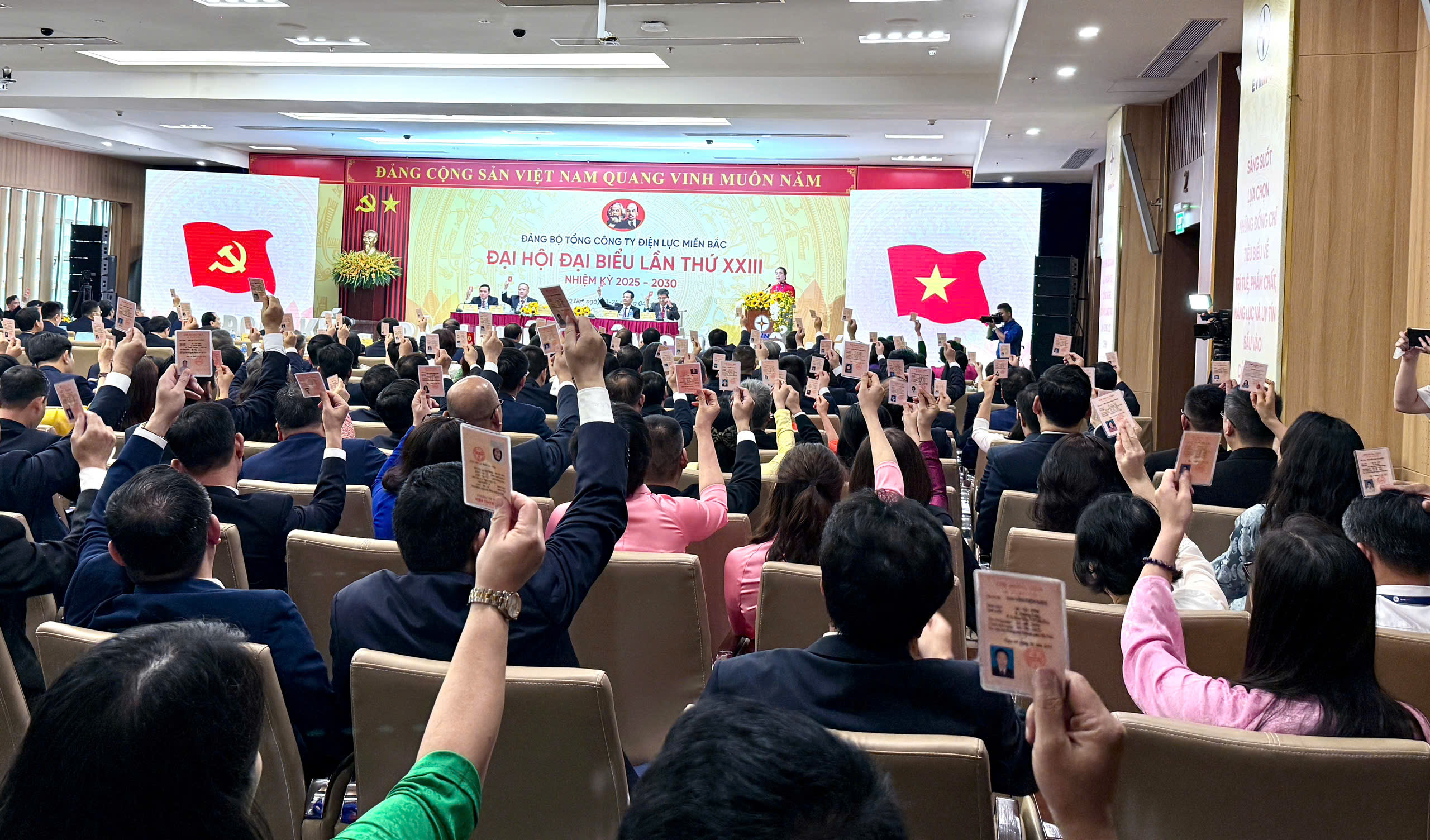 Đại hội Đảng bộ Tổng công ty Điện lực miền Bắc lần thứ XXIII: Đề ra nhiều đột phá chiến lược trong giai đoạn mới