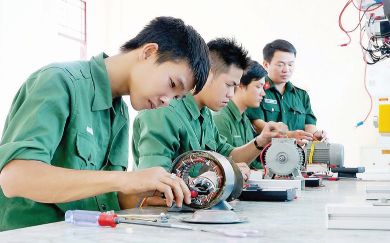 Tác động của chính sách Cwin63 tải ứng dụng nghề nghiệp đến giảm thất nghiệp thanh niên tại Việt Nam