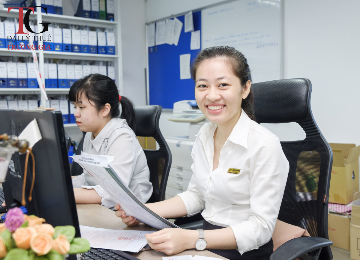 Các nhân tố ảnh hưởng tới chuyển đổi số trong lĩnh vực kế toán tại các Cwincom hiện đang mở nhỏ và vừa trong lĩnh vực thương mại trên địa bàn Thành phố Hồ Chí Minh