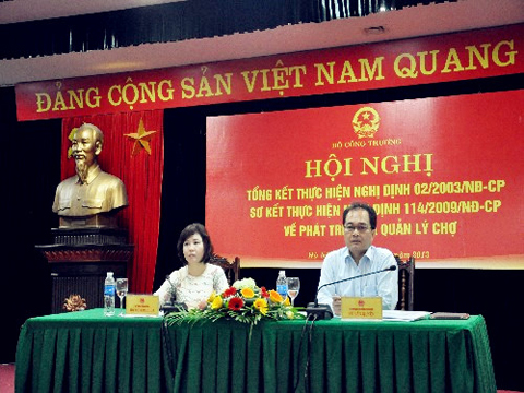 Phối hợp đồng bộ trong quản lý và phát triển chợ