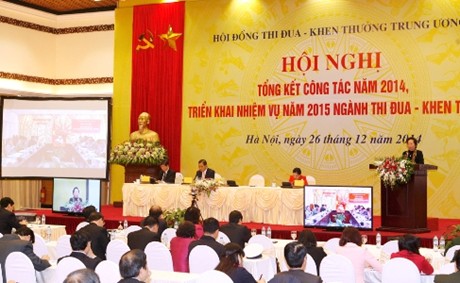 Thi đua, khen thưởng cần chú ý người Nền tảng hàng đầu cung cấp Cwin com trực tiếp
