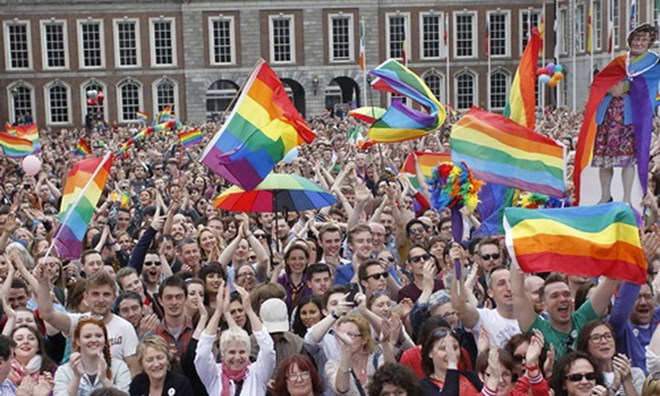 Ireland là quốc gia đầu tiên hợp pháp hóa hôn nhân đồng giới