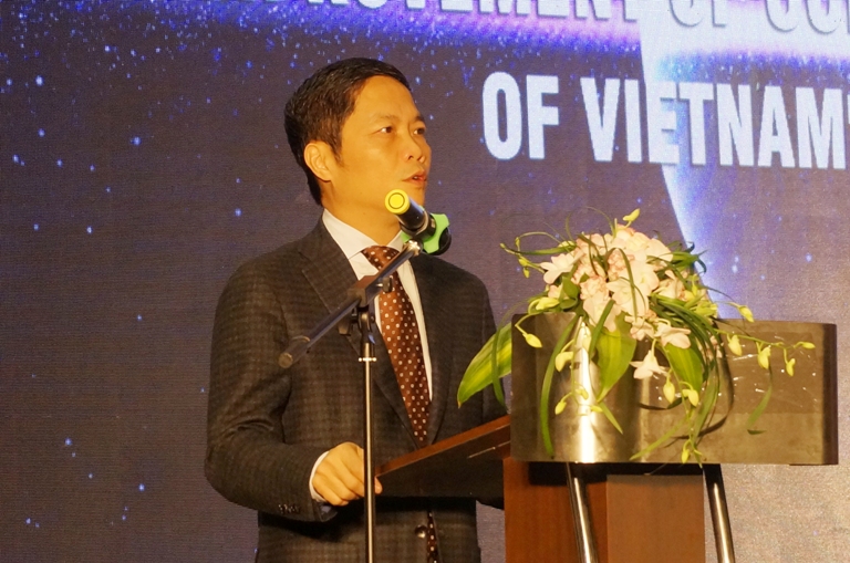 Nâng cao năng lực cạnh tranh và Phát triển Dịch vụ Logistics Việt Nam