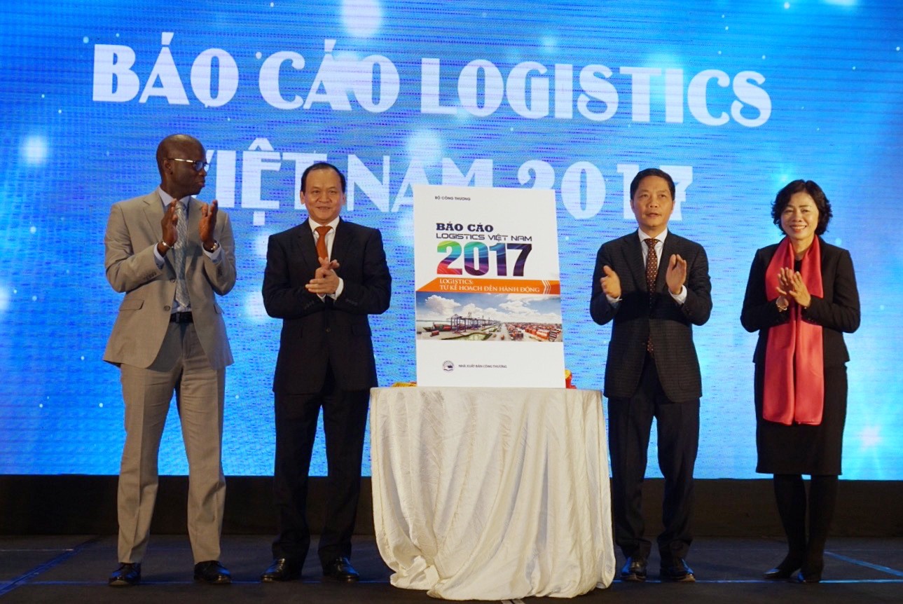 Phát triển logistics ở tầm cao mới, tránh tụt hậu