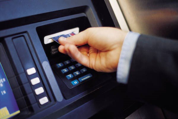 NHNN yêu cầu kiểm soát an ninh, an toàn cho các giao dịch thẻ ATM trong dịp Tết