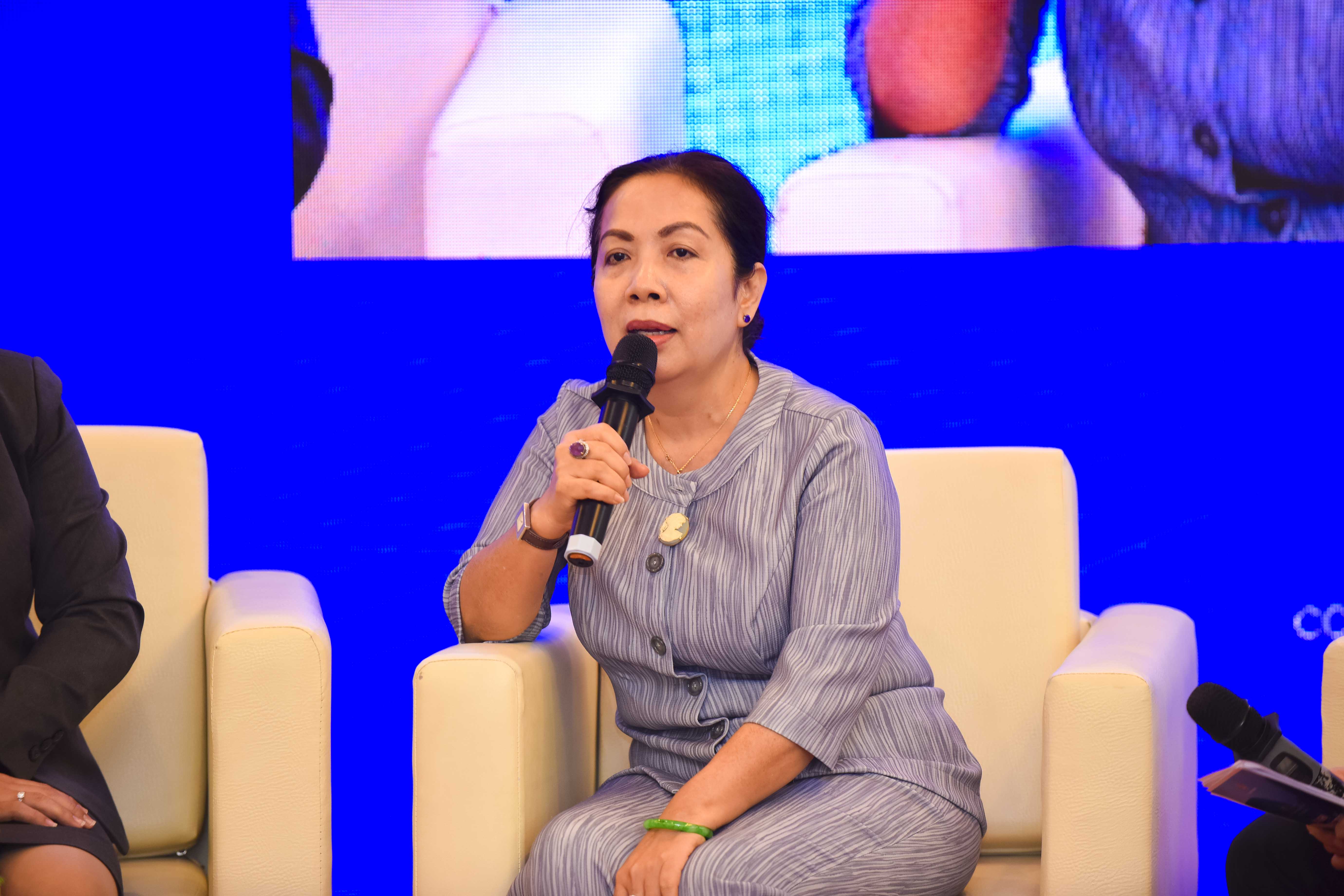 Bà Nguyễn Huỳnh Trang - Phó Giám đốc Sở Công Thương TP. Hồ Chí Minh tại phiên toạ đàm